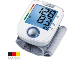 Beurer BC 44 Bloeddrukmeter Pols - Hartslagmeter - Volautomatische meting voor Thuisgebruik - Makkelijke bediening met één Knop - Goed Leesbaar, blauw verlicht XL Display - Inc. Manchet (14 - 19.5 cm)