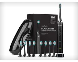 AquaSonic - Elektische Tandenborstel - Black Series - 8x vervaningsborstels - 8 Brush Heads & Travel Case – 40,000 VPM Electric Motor & Wireless Charging - 4 Modes w Smart Timer - ADA Accepted Electric Toothbrush