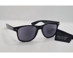 Getinte leesbril +2,5 unisex bril op sterkte +2.5 met etui en doekje, getinte grijze zonbeschermingsbril leesglaasjes / zonnebril zwarte grijze lenzen, zwarte mat montuur / READING SUNGLASSES / lunette de lecture / Aland optiek / 010823