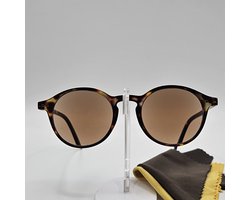 Leesbril & Zonnebril +2,0 / unisex bril op sterkte +2.0 met etui en doekje, getinte bruine zonbeschermingsbril leesglaasjes +2 / unisex bruine mat montuur / READING SUNGLASSES / lunette de lecture / Aland optiek