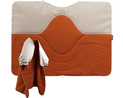 Stoov Huge hug³ | Draadloos infrarood warmtedeken | Sla de warmte om je heen | 135x180 cm | Terracotta Orange | Pro 50Wh batterij
