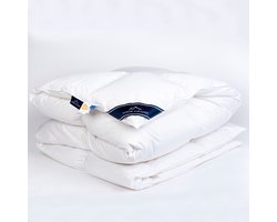 Nordic Paradise- Premium Luxe Donzen Dekbed - 100% Pure Eendendons - Hoog Volume - 240x220 cm - Extra Warm - Winter