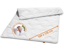 sleepling ultra licht kinderdekbed zomerdekbed 100 x 135 cm, zomerdekbed voor kinderen, dun zomerdekbed van 100% microvezel, Ökotex 100, wasbaar op 60 graden