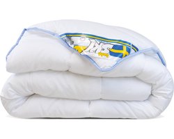 Swedish Sky | Luxe Non-Allergisch Wasbaar All Year Dekbed | Het Echt Ademende Anti-Allergische HolleVezel Dekbed | 140x220 cm