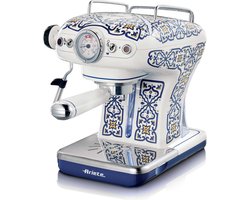 Ariete 1389 Capri - Italiaans design - Espressomachine - 900W - 0,9L tank inhoud - ook geschikt voor pads