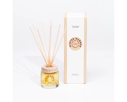 Kerst in huis met de  enige echte Winter Warmer | Reed Diffuser | Gaat zeer lang mee, minimaal 10 weken | Uitsluitend etherische oliën | Made in Scotland