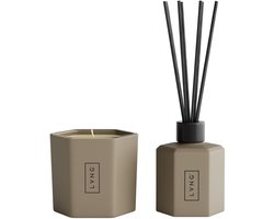 LVNG Geurkaars & Geurstokjes Casablanca – Handgegoten Kaars – 100ml Huisparfum Reed Diffuser - Luchtverfrisser | Saffraan & Cederhout, Warm & Zwoel