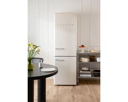 CREATE - Koelkast met vriezer - Combi koelkast - Capaciteit 330L - 3 verwisselbare planken - No-frost-systeem - Temperatuurbereik van tussen 2 °C en 8 °C - Vriezer -24ºC - Wit- FRIDGE STYLANCE