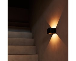 Tavellio Tess Wandlamp – Oplaadbaar – Zwart – Bewegingssensor – 20 Lichtkleuren – Incl. Afstandsbediening - H10