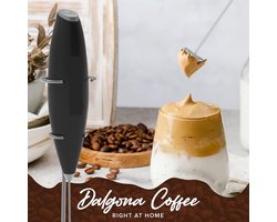 Famanu - Melkopschuimer, handgarde – Elektrische melkopschuimer, met roestvrijstalen standaard, 15-20s, krachtige 19000 tpm, mini-drankmixer, koffie-opschuimer voor latte, cappuccino (Zwart)