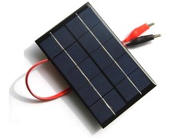 12V 2W zonnepaneel - Draagbare zonneoplader - Batterijlader - Zonnepaneel - Met krokodilklem - Geschikt voor batterijen met een laag vermogen en elektronische apparaten - Buitenactiviteiten en noodstroomvoorziening - Kamperen en buitenactiviteiten