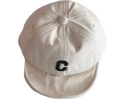 Baseball Cap met 'C' - Creme - Maat: 44/48 (3-24 maanden) - Verstelbaar - Klittenband - Pet - Zomer - Baby Petje