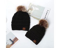 CC – Matching Ouder & Baby Wintermutsen met Pompom – Zwart (18 t/m 36 maanden) - Kerstmutsen - Twinning