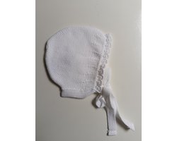Mac Ilusion Baby basis mutsje | GB70|wit | 6-12 maand |maat 68-80 |ribbel gebreid met ajour rand| gebreide striklintjes