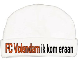 Babymutsje met de tekst: FC Volendam ik kom eraan !