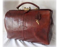 Partridge dokterstas brown