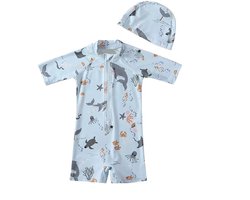 Il Bambini - UV-Zwempak - swimsuit met mutsje - UPF50+ - lichtblauw met vissen - maat 98/104