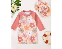 Zwempak UV baby - UV zwempak baby 1 jaar - Zwemset UV - Zwempak lange mouwen - Zwemonesie - Bloemenprint - Meisjes zwempak - Badpak - Maat 80 - Zwempak met zonnehoedje - Zwemset UV peuter