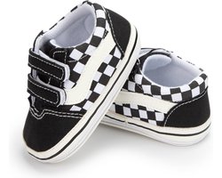 Baby schoentjes - babysneakers van Completebabyuitzet - klittenband - Schoenmaat 18-19 – 0-6 maanden (11cm) - Zwart, Wit geruit