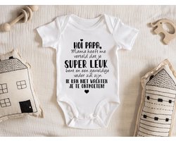 Hospitrix Baby Rompertje met Tekst HOI PAPA... | Korte Mouw | Cadeau voor Zwangerschap | Bekendmaking | Aankondiging | Cadeau voor Papa | Vaderdag