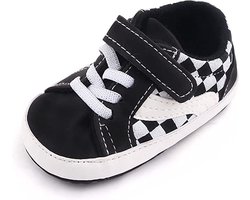 Baby schoentjes - babysneakers van Completebabyuitzet - klittenband - Schoenmaat 20-21 - 12-18 maanden - (13cm) - zwart, wit