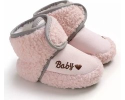 Zachte en warme sloffen - pantoffels voor baby van Baby-Slofje - roze - maat 0-6 maanden