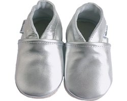 Zilverkleurige leren babyslofjes van Baby-Slofje maat 16-17