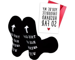 Allecto plus - Grappige Mannen Sokken met Humoristische Tekst - Maat 43-46 - Zwart Kleur