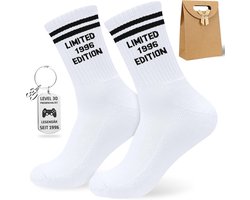 Cadeau voor jongens en meisjes van 16, 18 jaar, grappige sokken, voor mannen en vrouwen, verjaardagssokken en sleutelhanger, geschenken katoenen tennissokken