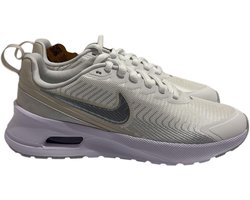 Nike Air Max NuAxis SE - Sneakers - Dames - Maat 41
