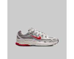 Sneakers Nike P-6000 "Grey Fire Red" - Maat 38.5