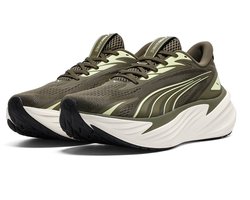 PUMA Maxima Pro Unisex Sportschoenen - Loden Green-Apple Spritz