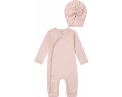 Noppies - Cadeausetje - Cadeaudoosje met Kledingset - Kraamcadeau - Babyshower - 2delig - Boxpak Nevis - Muts Niwo - Rose Smoke - Maat 62