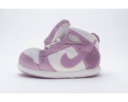 Grappige pantoffels | Sneaker sloffen paars/wit | Warme plush sloffen in sneakerstijl | binnenschoenen voor Dames en Heren | Cadeau voor tieners en jongeren | Sloffen maat 36 t/m 44 | Sloffen en Pantoffels maat 36, 37, 38, 39, 40, 41, 42, 43, 44