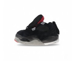 Grappige pantoffels | Sneaker sloffen Zwart / Rood | Air Jordan 4 Retro Bred | Binnenschoenen voor Dames en Heren | Cadeau voor tieners en jongeren | Sloffen maat 36 t/m 44 | Sloffen en Pantoffels maat 36, 37, 38, 39, 40, 41, 42, 43, 44