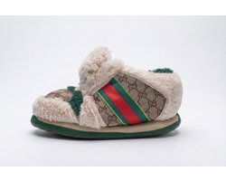 Gucci Thema Pantoffels | Sneaker sloffen Rood / Wit / Groen | Gucci Schoenen | Binnenschoenen voor Dames en Heren | Cadeau voor tieners en jongeren | Sloffen maat 36 t/m 46 | Sloffen en Pantoffels maat 36, 37, 38, 39, 40, 41, 42, 43, 44, 45, 46