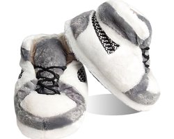 Kinder sneaker pantoffel 30 t/m 35 - sloffen - one size - cadeau tip -