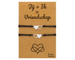 Vriendschapsarmbandjes voor 2 "Jij + Ik = Vriendschap" - Hartjes - BFF Armbandjes met Persoonlijk Cadeau Kaartje - Zilverkleurig - Elastisch Verstelbaar - Pax Amare