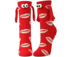 Rode Sokken met Lippen, Ogen en Handjes met magneet - Love Socks - Maat 35-40 - Valentijn/Liefde/Grappig