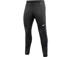 Nike dri-fit park 26 trainingsbroek in de kleur zwart.