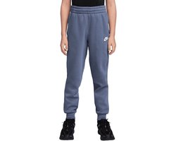 Nike sportswear club fleece joggingbroek in de kleur blauw.